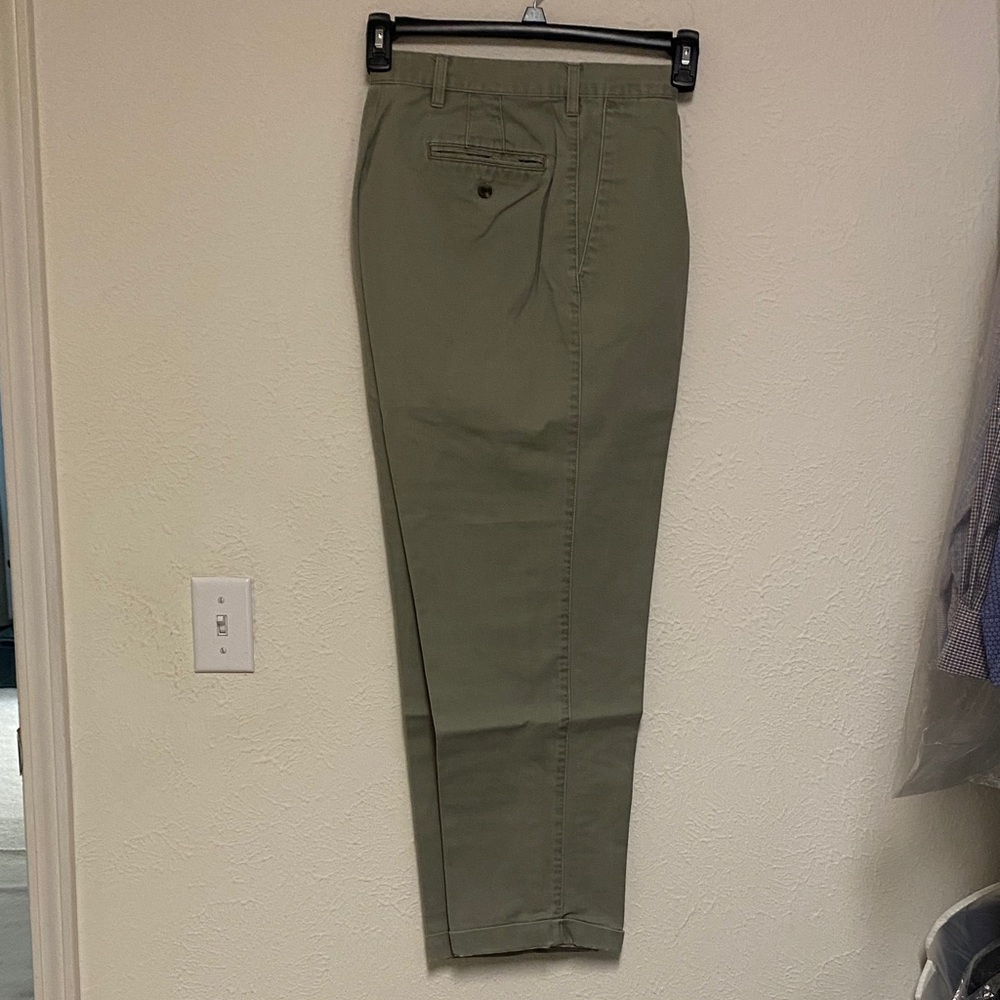 Roundtree in Yorke Men's Olive Green Pants